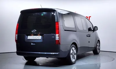 Hyundai Staria 2022, 122029 км, за 66096.03 USD