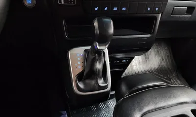 Hyundai Staria 2022, 122029 км, за 66096.03 USD - фото 9