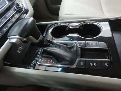 Kia Canival 2019, 98388 км, за 9846.4 USD - фото 9