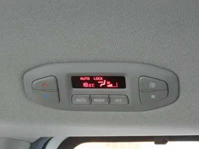 Kia Canival 2019, 98388 км, за 9846.4 USD - фото 16