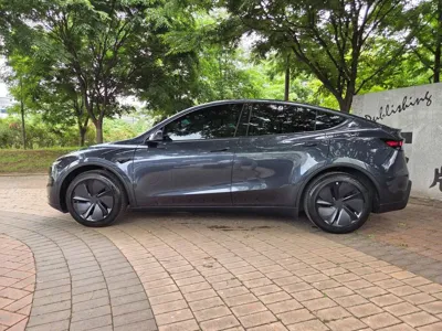 Tesla Model Y 2025, 14999 км, за 33456.32 USD - фото 6