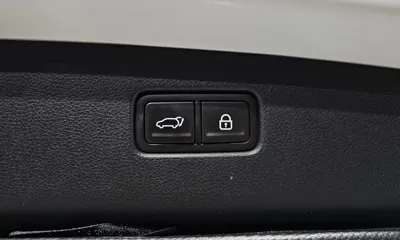 Genesis GV70 2021, 97739 км, за 21142.36 USD - фото 34