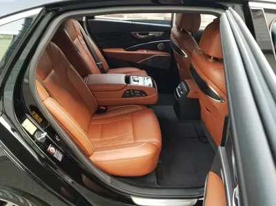 Kia K9 2020, 152000 км, за 15570.04 USD