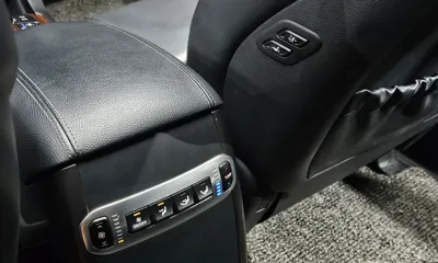 Kia Mohave 2018, 205076 км, за 7870.55 USD - фото 29