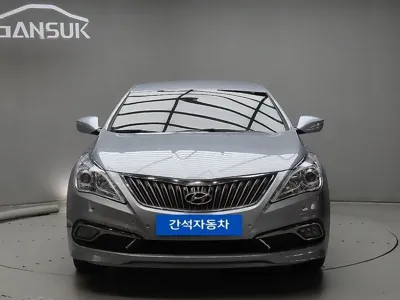 Hyundai Grandeur 2016, 118442 км, за 3705.39 USD
