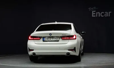 BMW 3-Series 2021, 20304 км, за 18194.95 USD