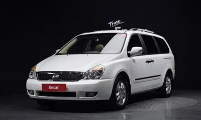 Kia Canival · 2013 год
