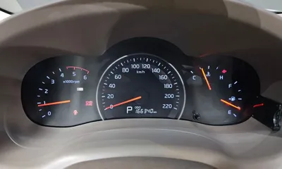 Kia Canival 2013, 166340 км, за 2983.81 USD - фото 8