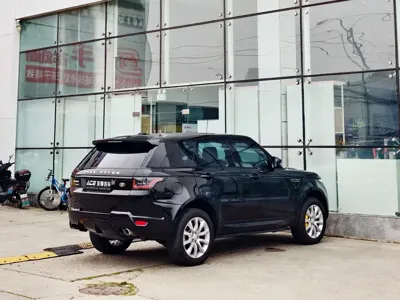 Land Rover Sport 2017, 150000 км, за 32341.93 USD