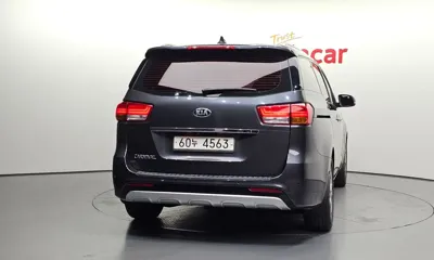 Kia Canival 2015, 144063 км, за 6695.55 USD
