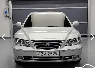 Hyundai Grandeur 2009, 178133 км, за 1693.04 USD