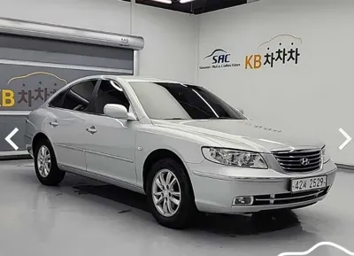 Hyundai Grandeur 2009, 178133 км, за 1693.04 USD