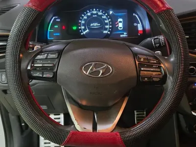 Hyundai Ioniq 2017, 224704 км, за 5070.53 USD - фото 9