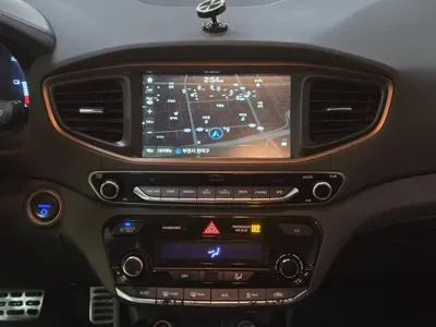 Hyundai Ioniq 2017, 224704 км, за 5070.53 USD - фото 11
