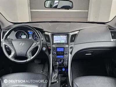 Hyundai Sonata 2012, 90366 км, за 4266.77 USD - фото 7