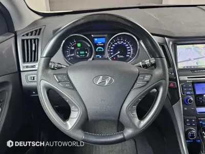 Hyundai Sonata 2012, 90366 км, за 4266.77 USD - фото 13