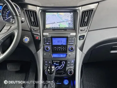 Hyundai Sonata 2012, 90366 км, за 4266.77 USD - фото 14