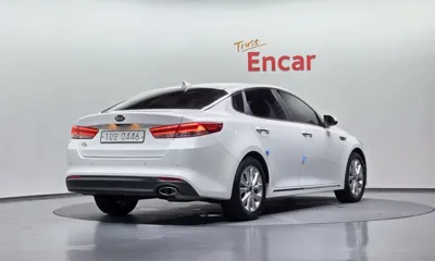 Kia K5 2017, 172343 км, за 4553.75 USD
