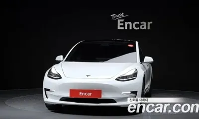 Tesla Model 3 2020, 79331 км, за 21479.23 USD