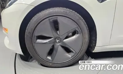 Tesla Model 3 2020, 79331 км, за 21479.23 USD