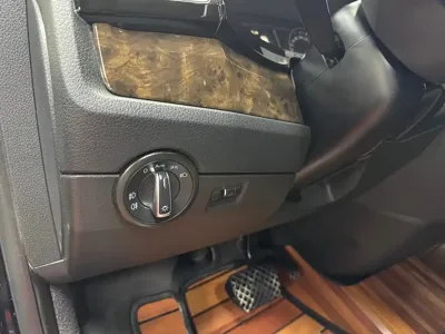 Volkswagen Multivan 2019, 80000 км, за 39699.05 USD - фото 16