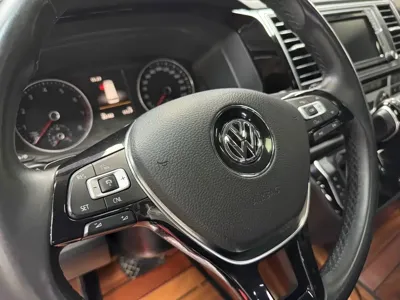 Volkswagen Multivan 2019, 80000 км, за 39699.05 USD - фото 25