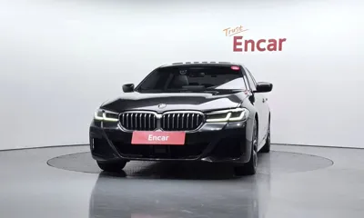 BMW 5-Series 2022, 100013 км, за 28558.44 USD