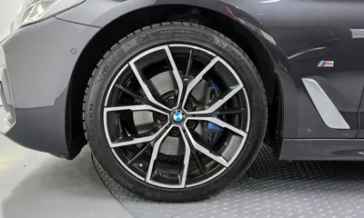 BMW 5-Series 2022, 100013 км, за 28558.44 USD