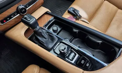 Volvo XC90 2018, 173843 км, за 17406.72 USD - фото 9