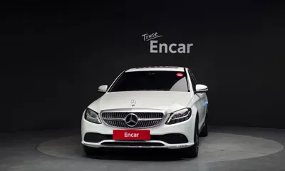 Mercedes-Benz C-Class 2019, 99399 км, за 13787.44 USD