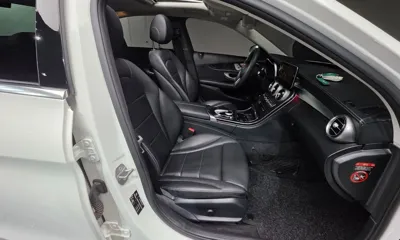 Mercedes-Benz C-Class 2019, 99399 км, за 13787.44 USD - фото 10