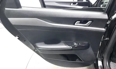 Kia K5 2023, 16051 км, за 22909.28 USD - фото 25