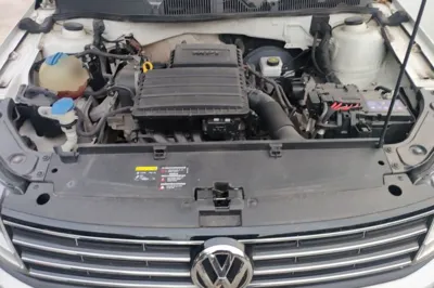 Volkswagen Lavida 2017, 111400 км, за 6173 USD