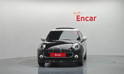 MINI Cooper 2021, 6476 км, за 17120.58 USD