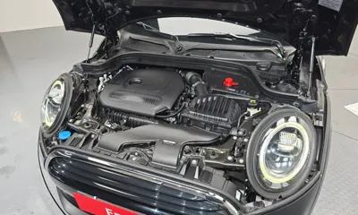 MINI Cooper 2021, 6476 км, за 17120.58 USD - фото 6