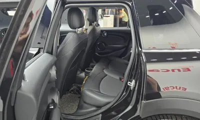 MINI Cooper 2021, 6476 км, за 17120.58 USD - фото 11