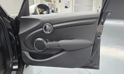 MINI Cooper 2021, 6476 км, за 17120.58 USD - фото 25