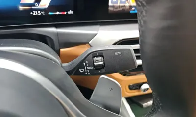 BMW 3-Series 2024, 31475 км, за 29444.15 USD - фото 32