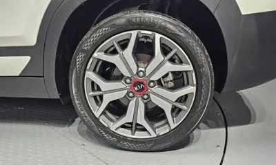 Kia Seltos 2020, 61192 км, за 12247.56 USD