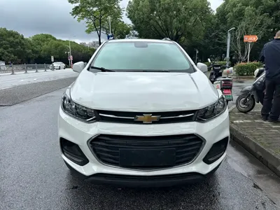 Chevrolet Trax 2017, 75000 км, за 3353.8 USD
