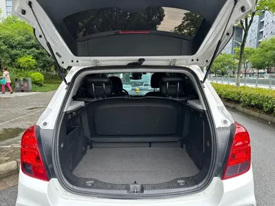 Chevrolet Trax 2017, 75000 км, за 3353.8 USD - фото 8