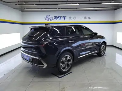 Hongqi Hongqi HS3 PHEV 2024, 11200 км, за 13198.68 USD