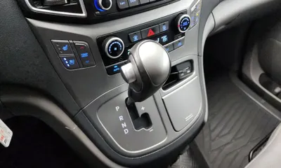 Hyundai Starex 2016, 122212 км, за 7928.64 USD - фото 9
