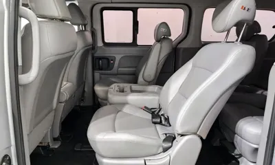Hyundai Starex 2016, 122212 км, за 7928.64 USD - фото 19
