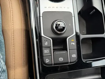 Kia Sorento 2025, 23000 км, за 17120.58 USD - фото 17
