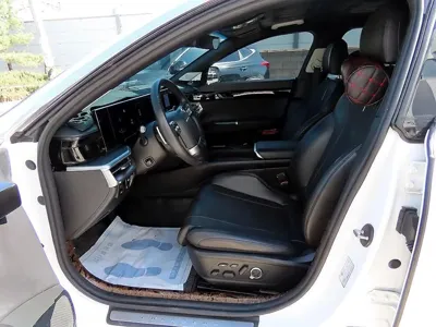 Hyundai Grandeur 2023, 175137 км, за 12034.88 USD