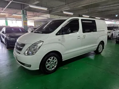Hyundai Starex 2016, 211944 км, за 3966.88 USD