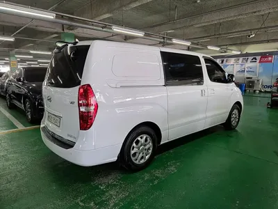 Hyundai Starex 2016, 211944 км, за 3966.88 USD - фото 6