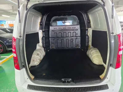 Hyundai Starex 2016, 211944 км, за 3966.88 USD - фото 8