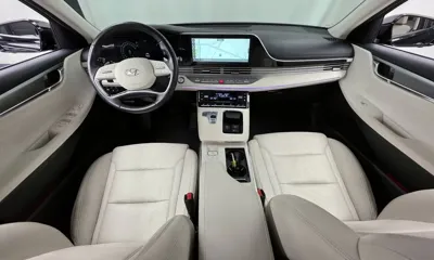 Hyundai Grandeur 2022, 60614 км, за 14769.59 USD - фото 7